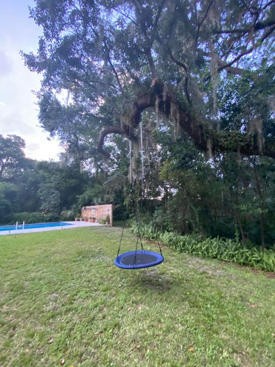 For Sale: $599,900 (4 beds, 3 baths, 1996 Square Feet)