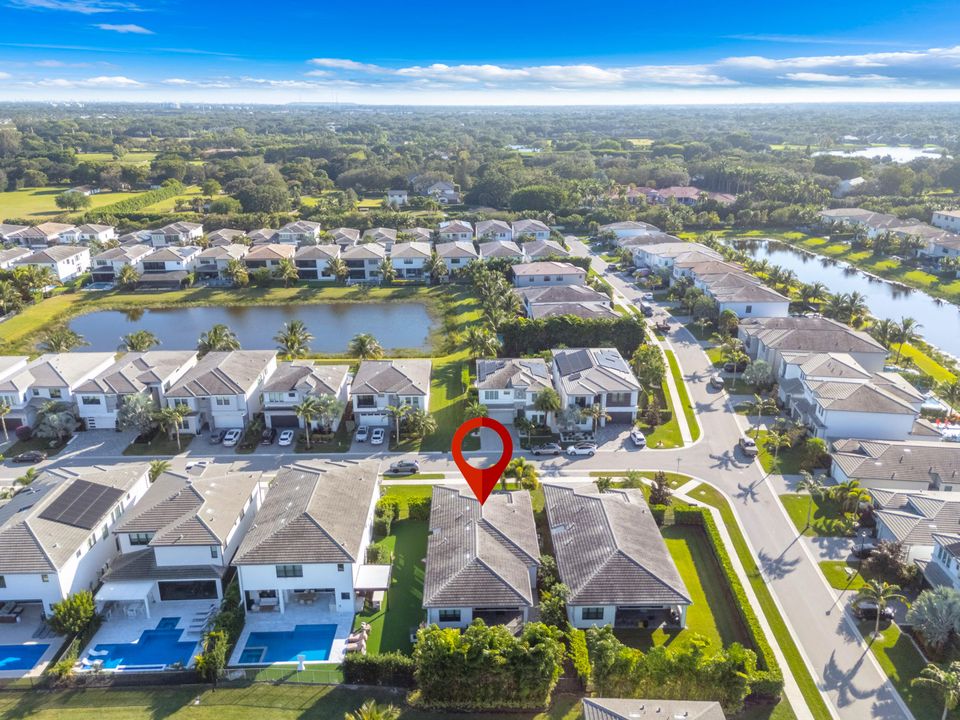 На продажу: $1,699,900 (3 спален, 3 ванн, 2240 Квадратных фут)