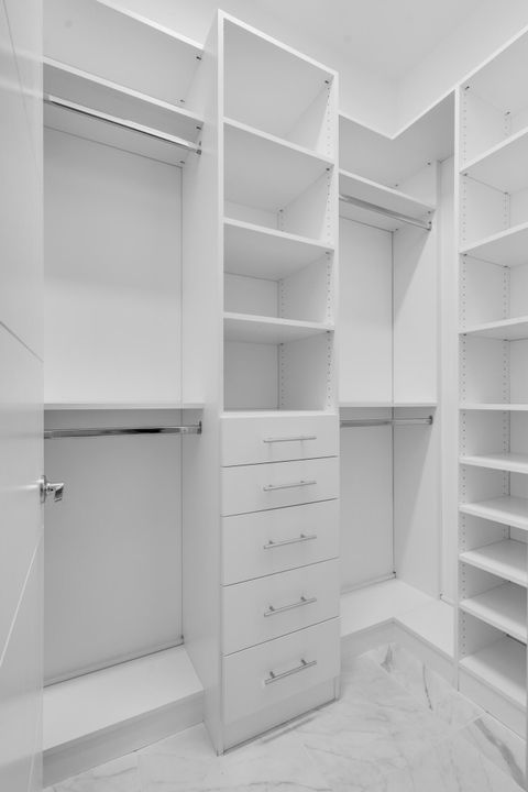 На продажу: $1,699,900 (3 спален, 3 ванн, 2240 Квадратных фут)