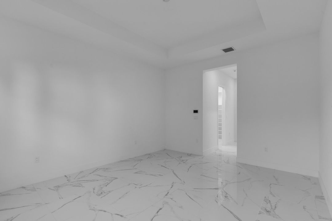 На продажу: $1,699,900 (3 спален, 3 ванн, 2240 Квадратных фут)