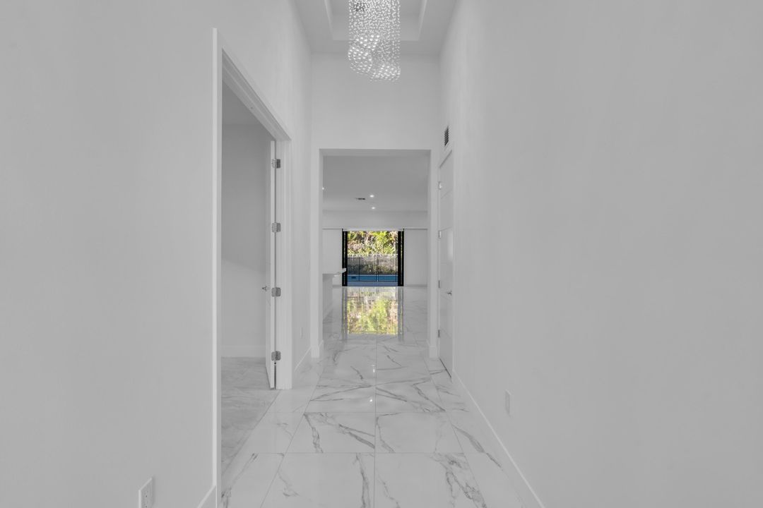 На продажу: $1,699,900 (3 спален, 3 ванн, 2240 Квадратных фут)