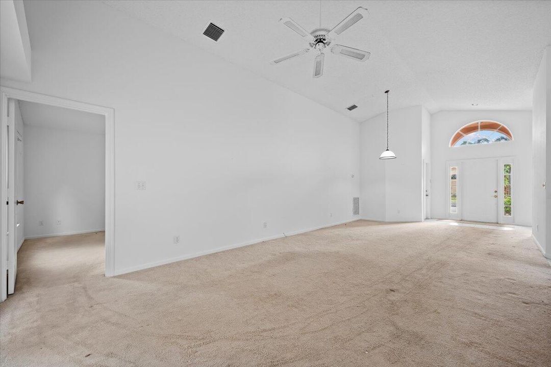 For Sale: $484,900 (3 beds, 2 baths, 1408 Square Feet)