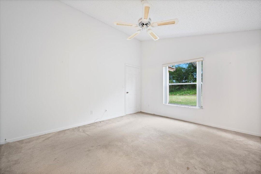 For Sale: $484,900 (3 beds, 2 baths, 1408 Square Feet)