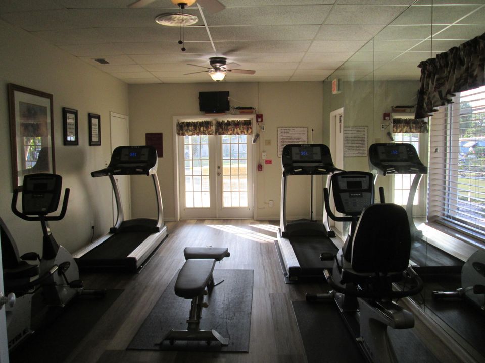 待售: $49,500 (2 贝兹, 2 浴室, 1200 平方英尺)