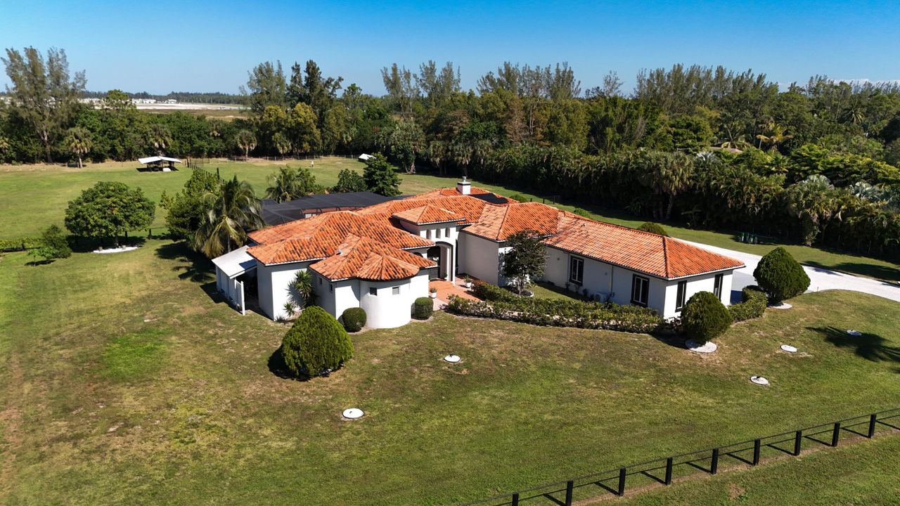 На продажу: $2,900,000 (5 спален, 5 ванн, 4491 Квадратных фут)