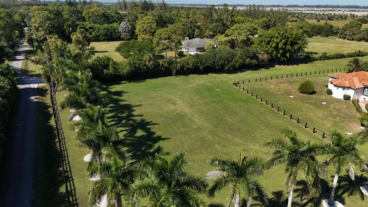 На продажу: $2,900,000 (5 спален, 5 ванн, 4491 Квадратных фут)