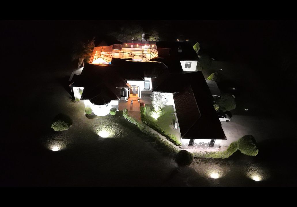 На продажу: $2,900,000 (5 спален, 5 ванн, 4491 Квадратных фут)