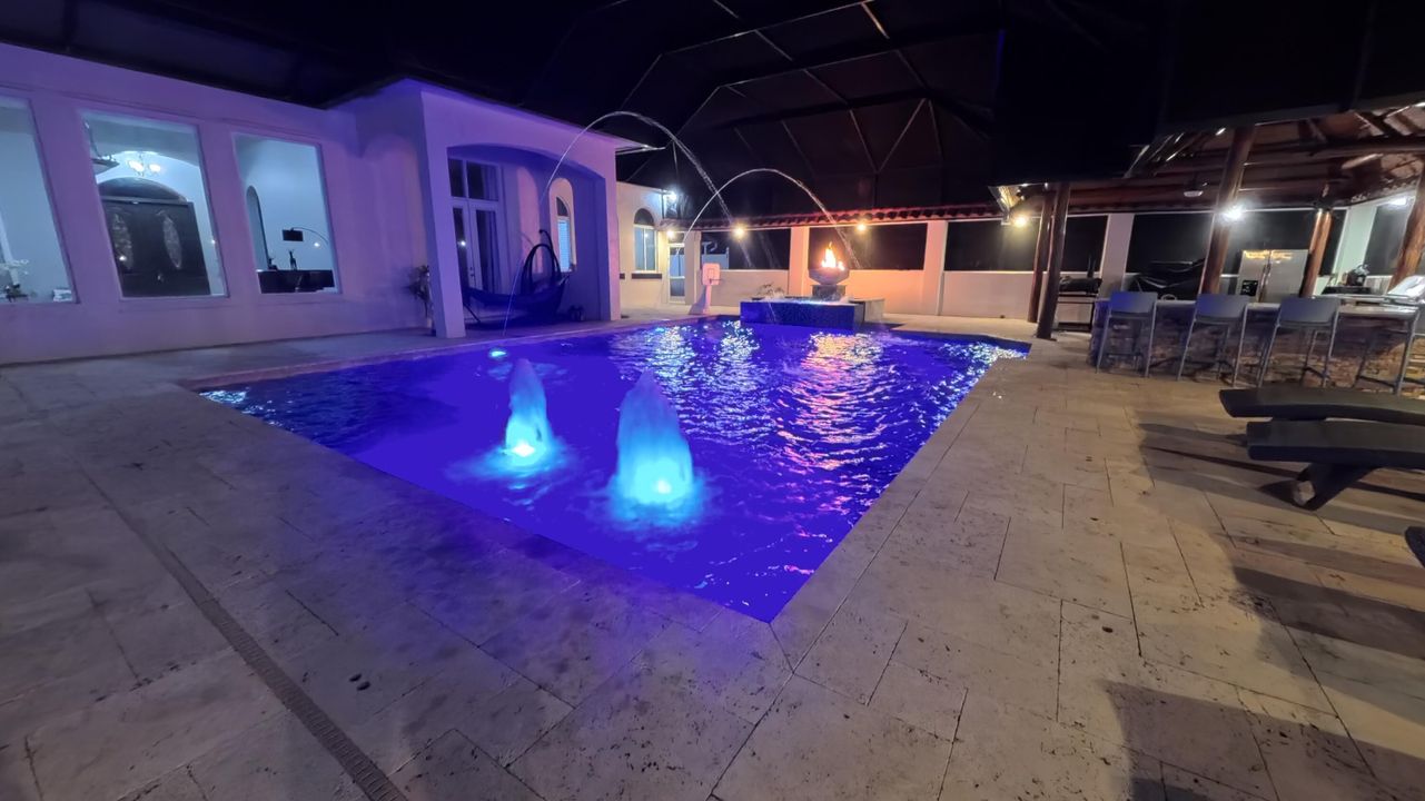 На продажу: $2,900,000 (5 спален, 5 ванн, 4491 Квадратных фут)