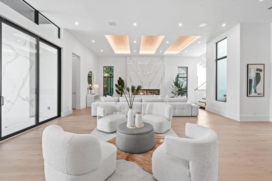 На продажу: $9,850,000 (4 спален, 5 ванн, 5379 Квадратных фут)