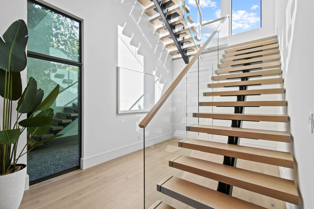 На продажу: $9,850,000 (4 спален, 5 ванн, 5379 Квадратных фут)