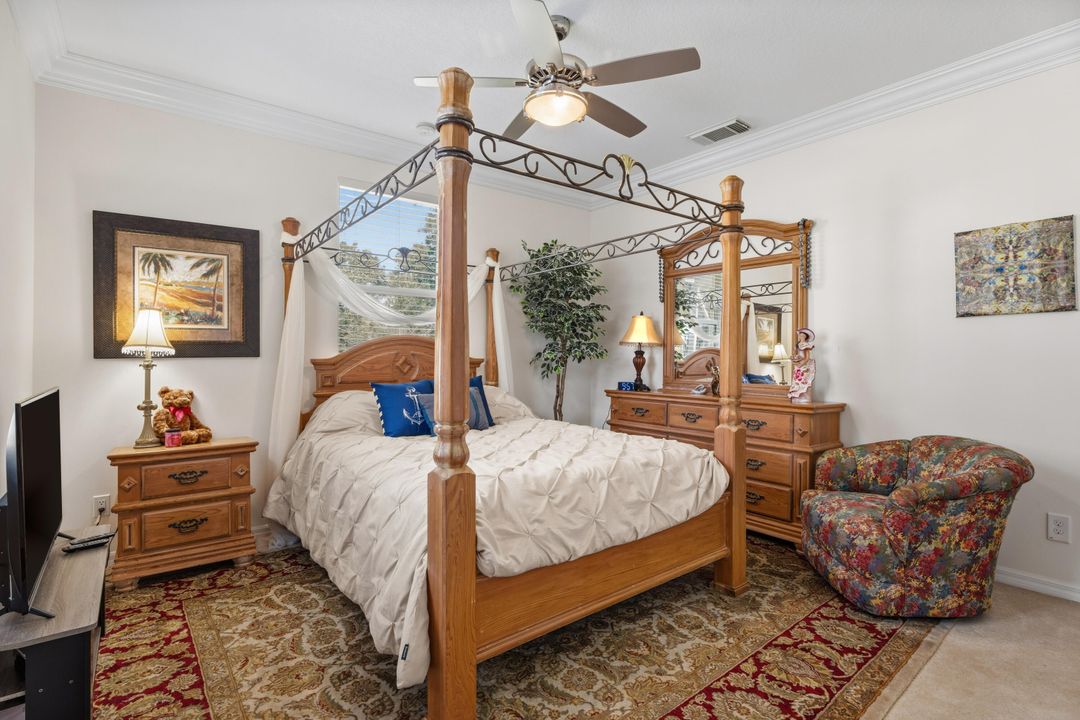 На продажу: $799,000 (3 спален, 2 ванн, 1986 Квадратных фут)