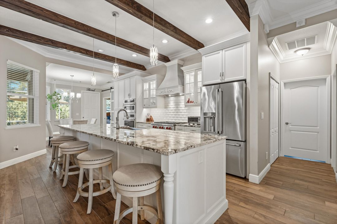 На продажу: $799,000 (3 спален, 2 ванн, 1986 Квадратных фут)