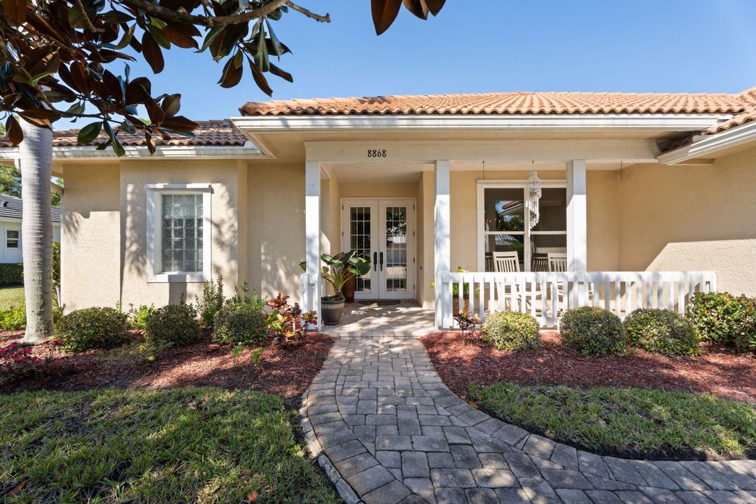 На продажу: $799,000 (3 спален, 2 ванн, 1986 Квадратных фут)