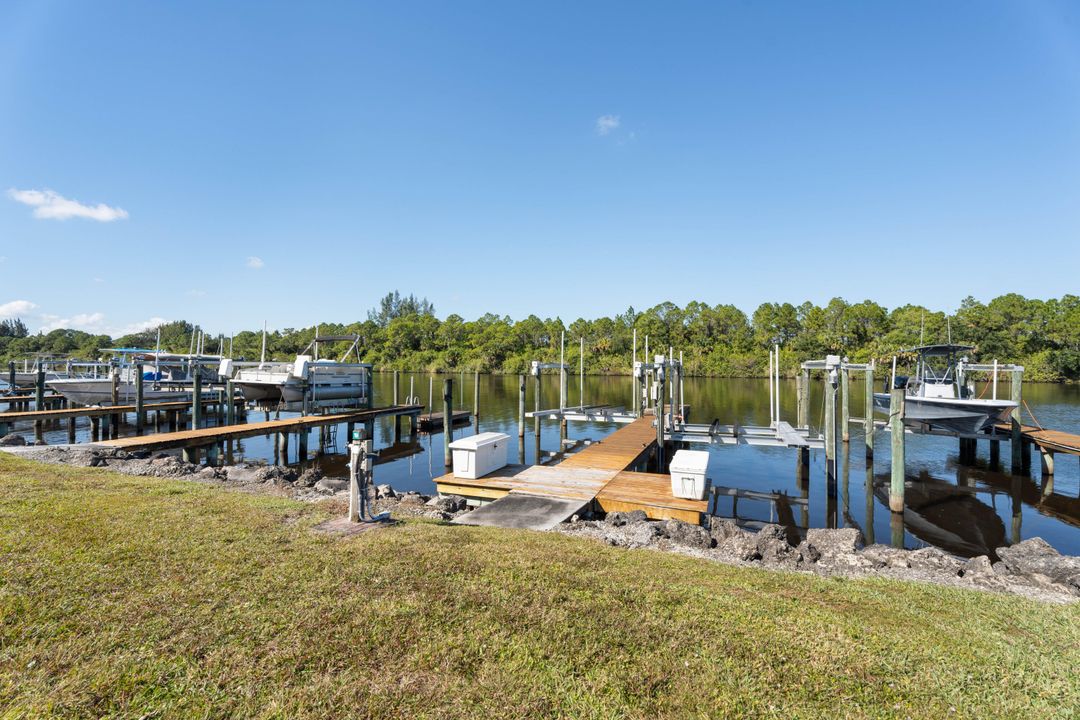 На продажу: $799,000 (3 спален, 2 ванн, 1986 Квадратных фут)