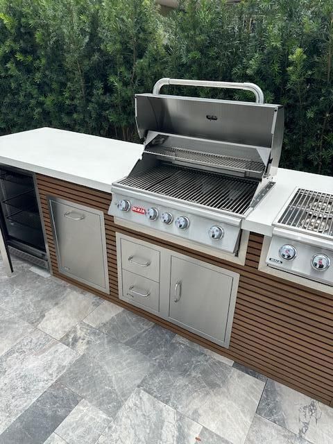 For Rent: $12,750 (3 beds, 2 baths, 2599 Square Feet)