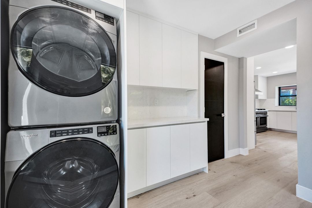 For Rent: $12,750 (3 beds, 2 baths, 2599 Square Feet)