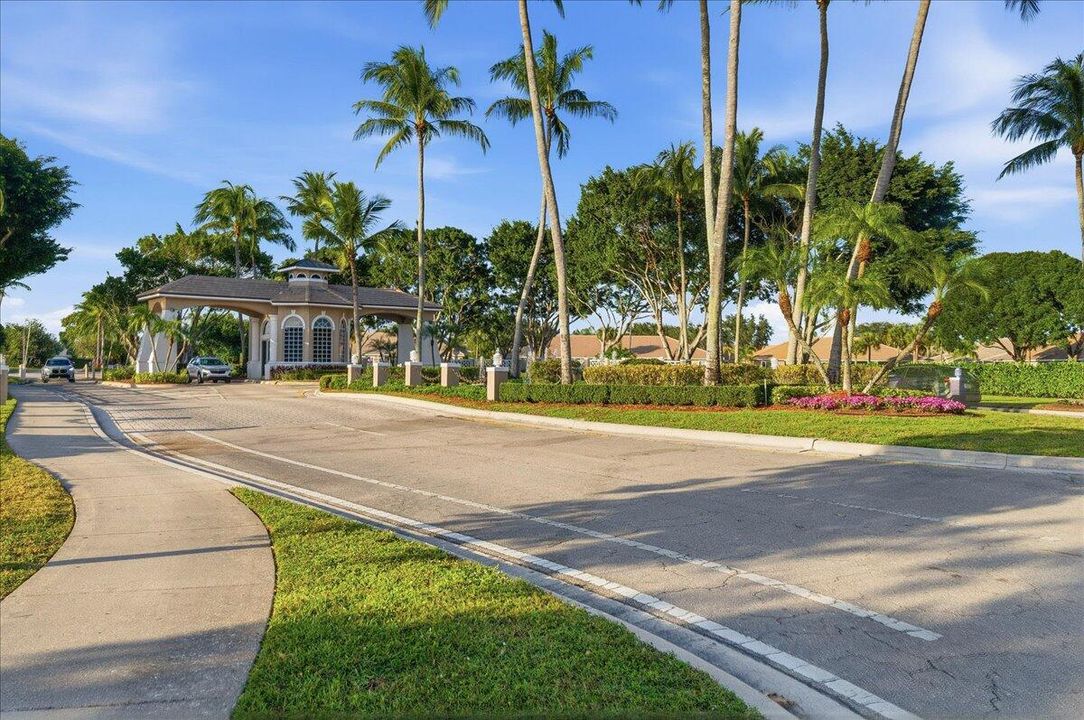 待售: $549,900 (3 贝兹, 2 浴室, 2023 平方英尺)