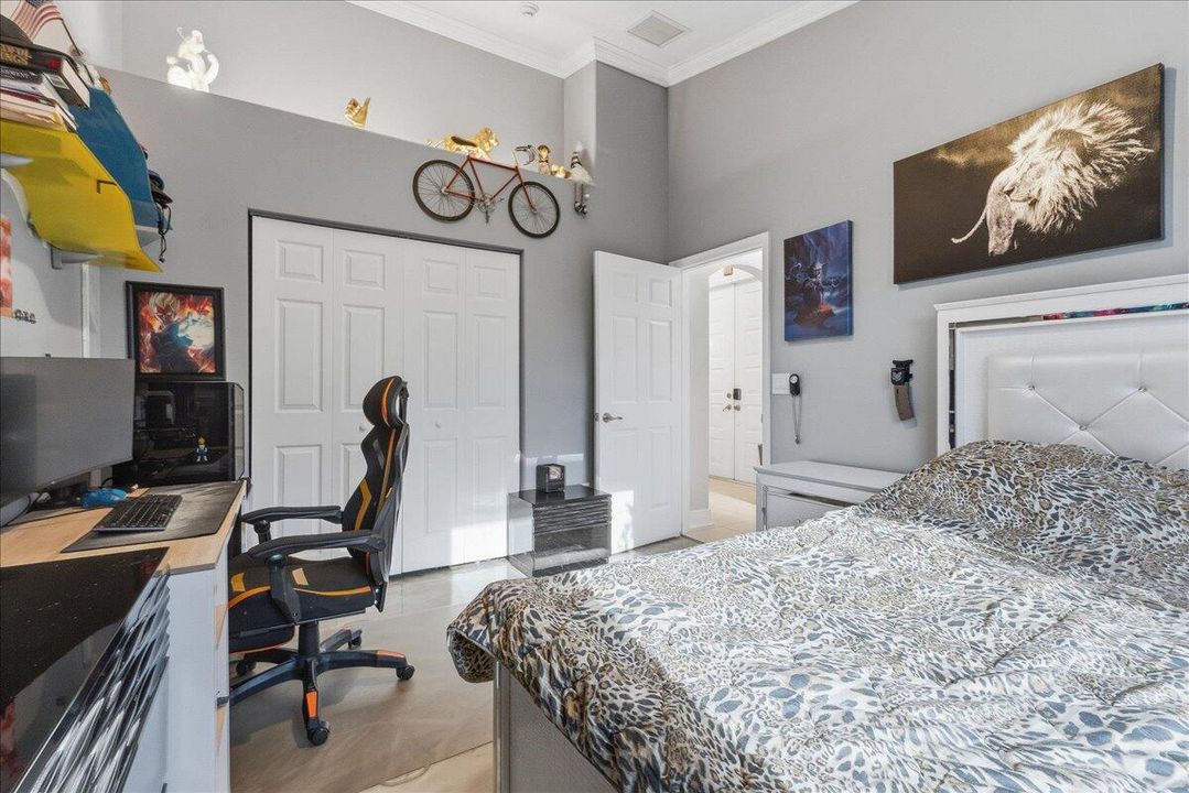 待售: $549,900 (3 贝兹, 2 浴室, 2023 平方英尺)