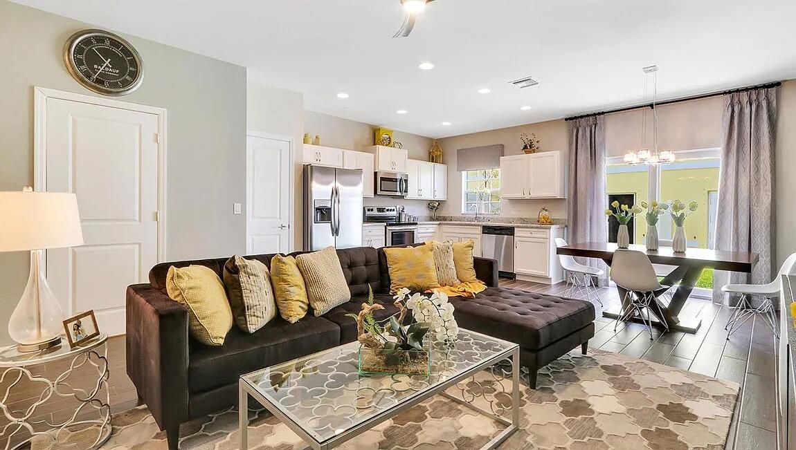 For Sale: $385,000 (3 beds, 2 baths, 1496 Square Feet)