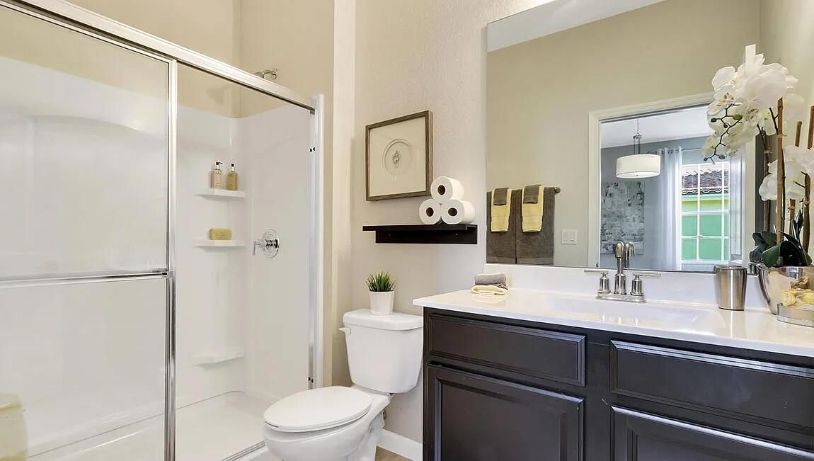 For Sale: $385,000 (3 beds, 2 baths, 1496 Square Feet)