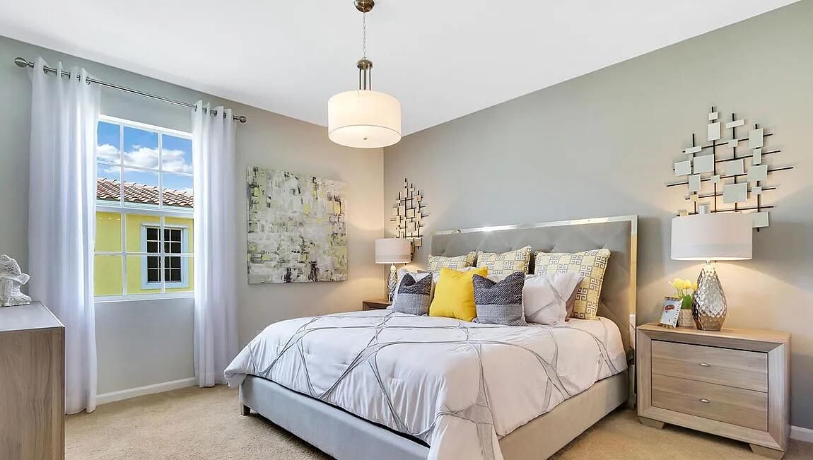 For Sale: $385,000 (3 beds, 2 baths, 1496 Square Feet)