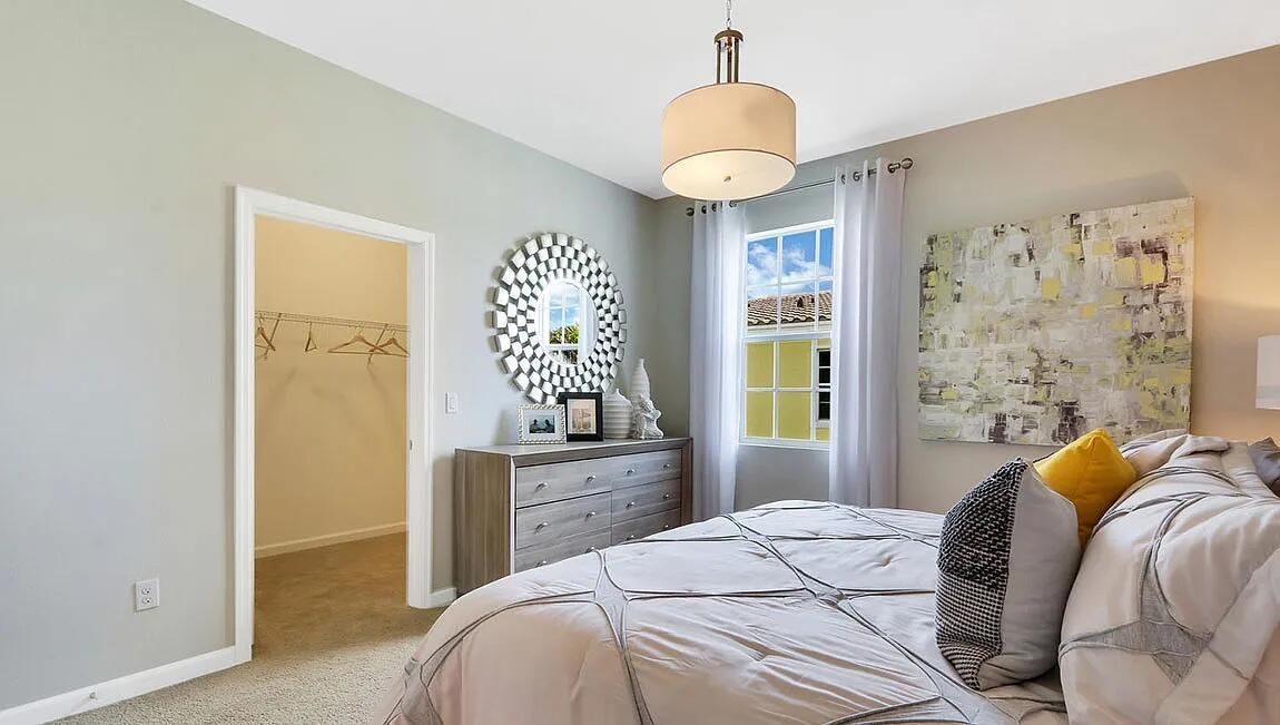 For Sale: $385,000 (3 beds, 2 baths, 1496 Square Feet)