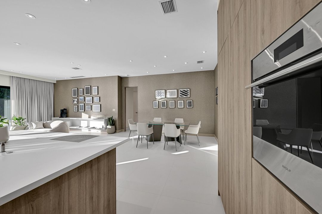 На продажу: $1,750,000 (3 спален, 2 ванн, 2177 Квадратных фут)