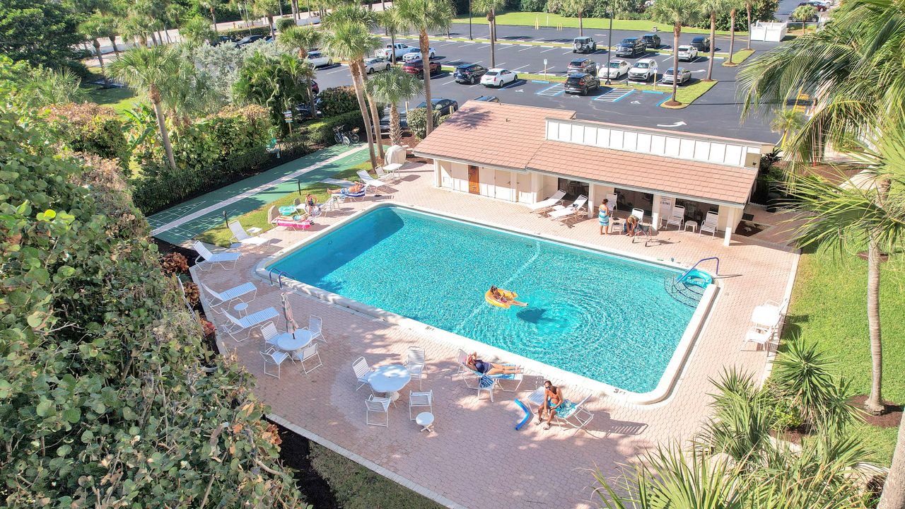 待售: $400,000 (2 贝兹, 2 浴室, 1021 平方英尺)