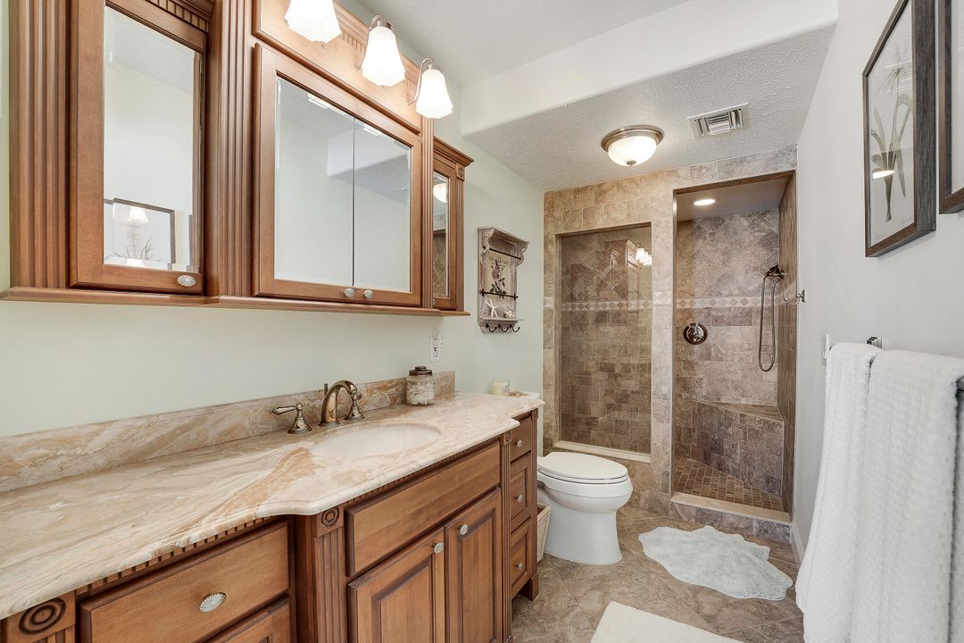 待售: $400,000 (2 贝兹, 2 浴室, 1021 平方英尺)