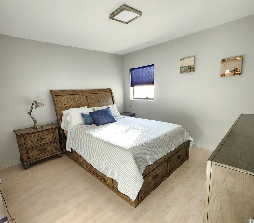 На продажу: $435,000 (2 спален, 2 ванн, 1126 Квадратных фут)