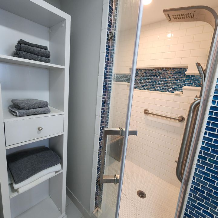 На продажу: $435,000 (2 спален, 2 ванн, 1126 Квадратных фут)