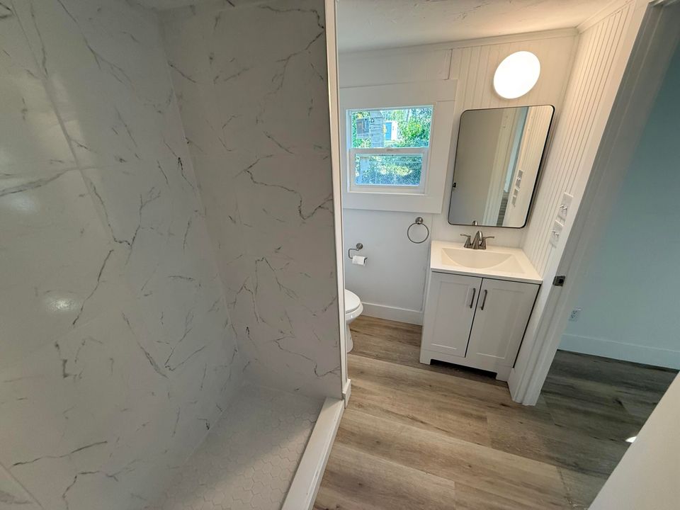 На продажу: $235,000 (4 спален, 2 ванн, 1464 Квадратных фут)