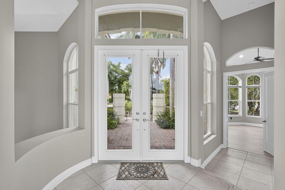 En Renta: $7,995 (6 camas, 5 baños, 4112 Pies cuadrados)