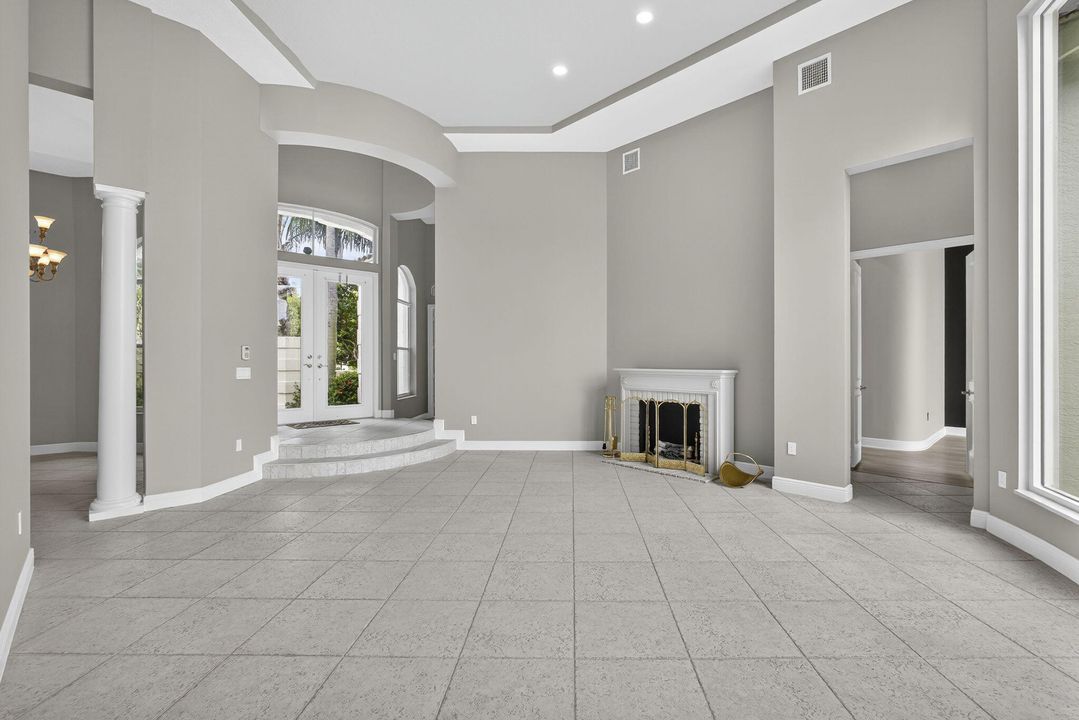 En Renta: $7,995 (6 camas, 5 baños, 4112 Pies cuadrados)