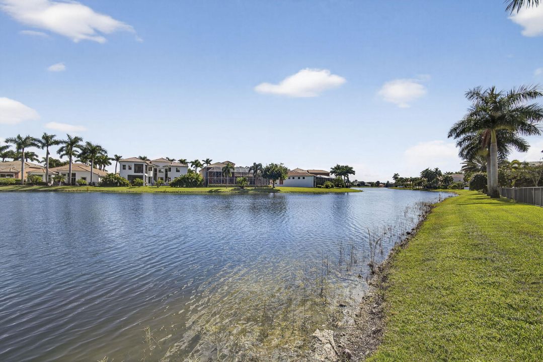 En Renta: $7,995 (6 camas, 5 baños, 4112 Pies cuadrados)