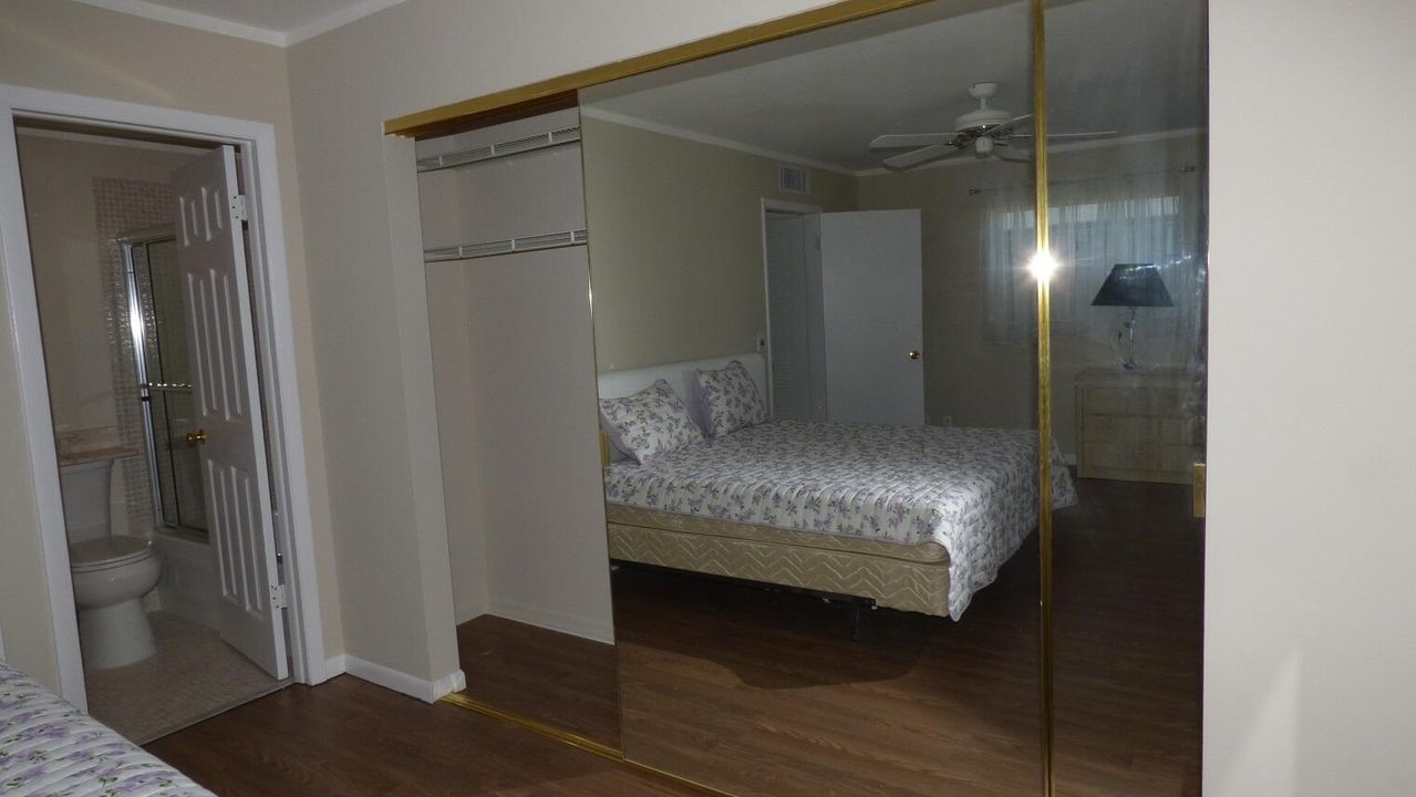 待售: $81,111 (1 贝兹, 1 浴室, 760 平方英尺)