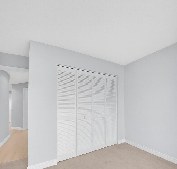 待售: $350,000 (3 贝兹, 2 浴室, 1679 平方英尺)