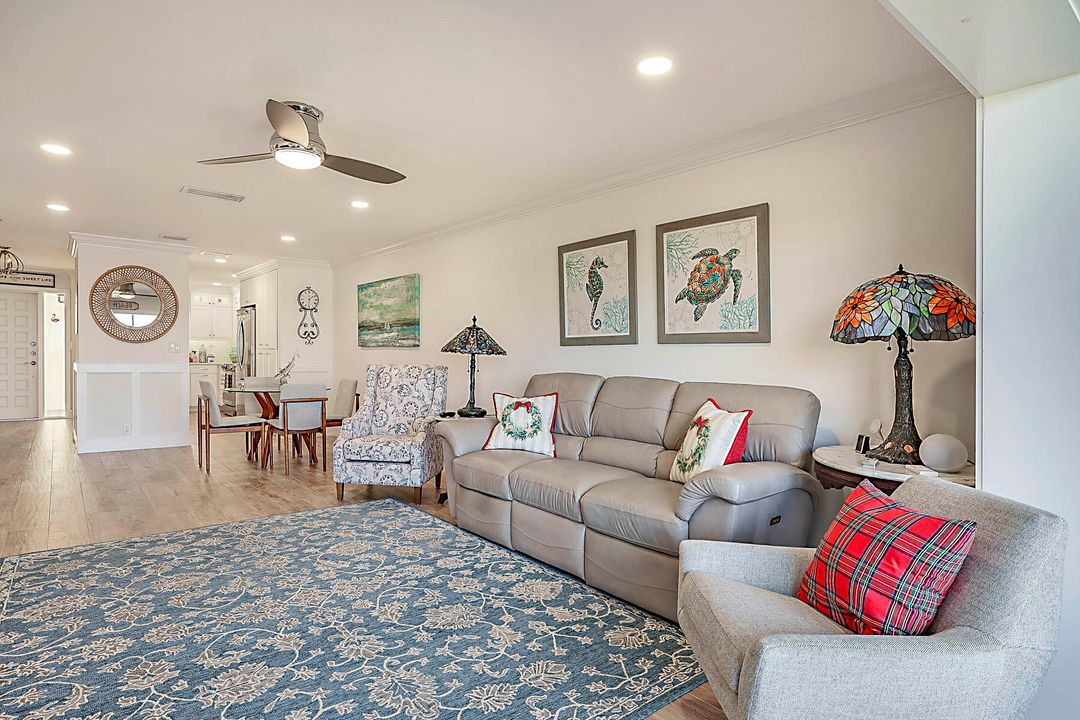 合同活跃: $629,000 (2 贝兹, 2 浴室, 1182 平方英尺)