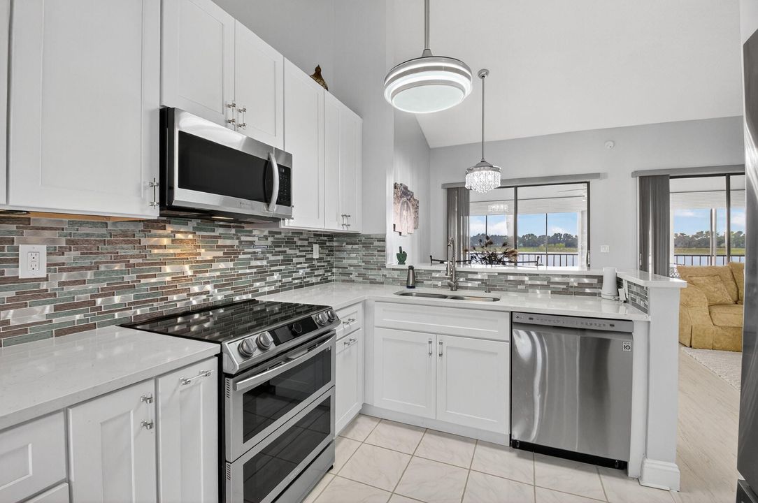 待售: $350,000 (3 贝兹, 2 浴室, 1679 平方英尺)