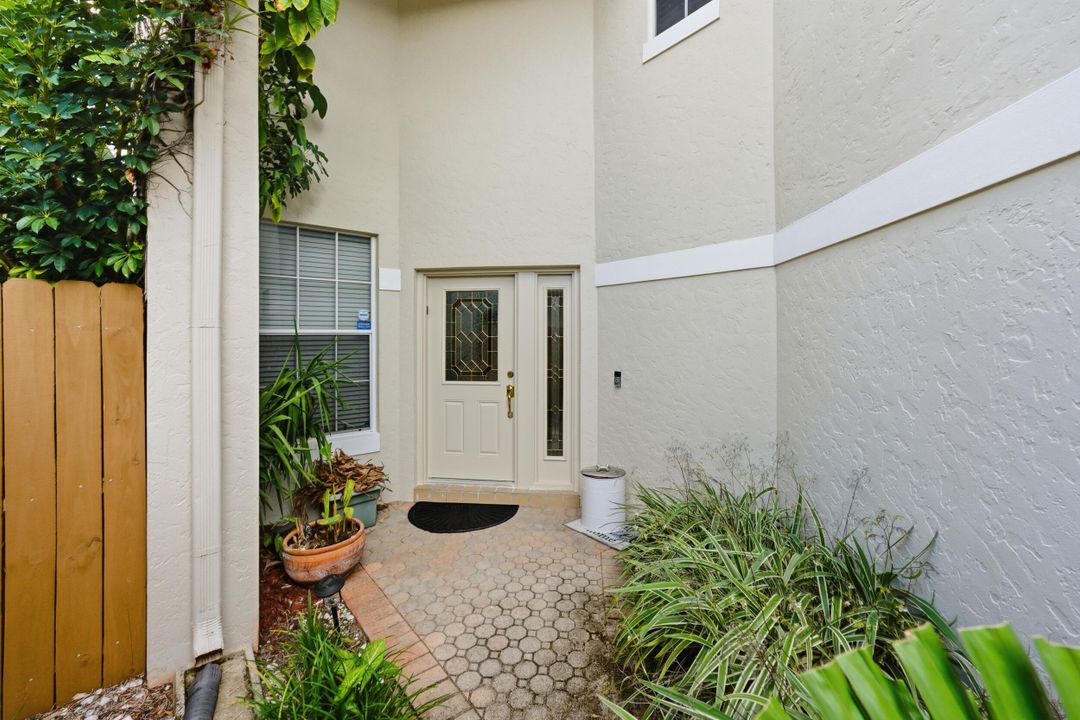 For Rent: $15,000 (4 beds, 3 baths, 2495 Square Feet)