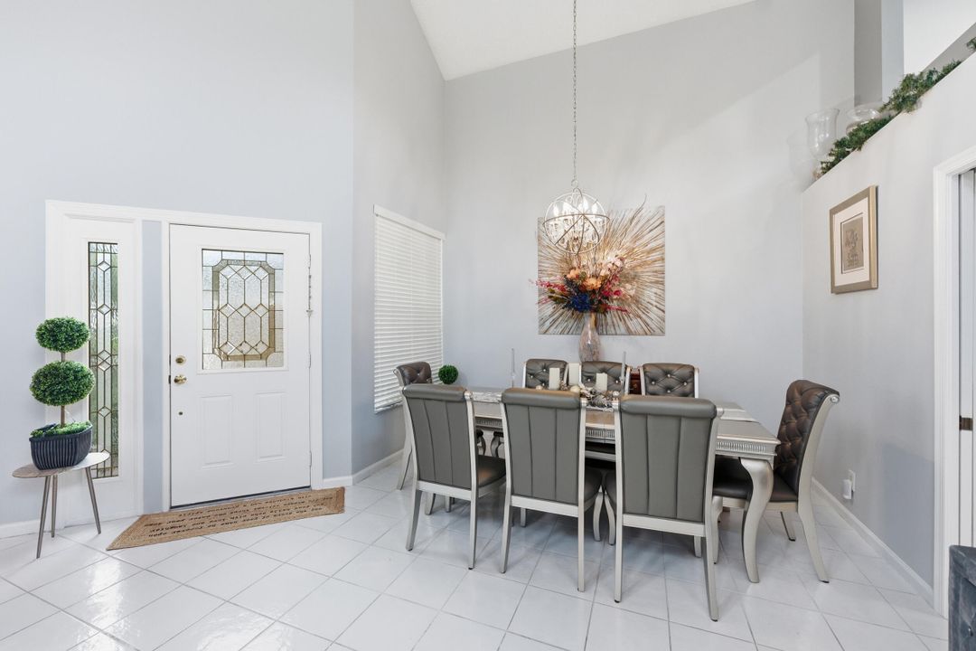 For Rent: $15,000 (4 beds, 3 baths, 2495 Square Feet)