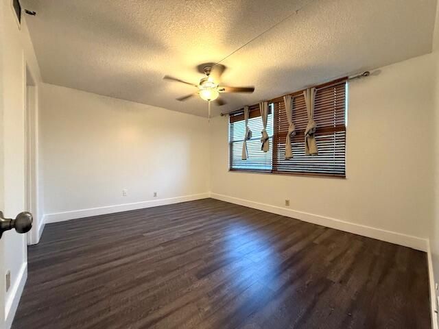 For Sale: $249,000 (2 beds, 2 baths, 1070 Square Feet)