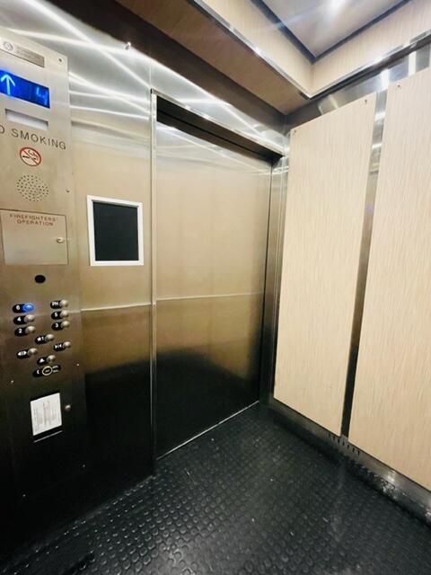 For Sale: $249,000 (2 beds, 2 baths, 1070 Square Feet)