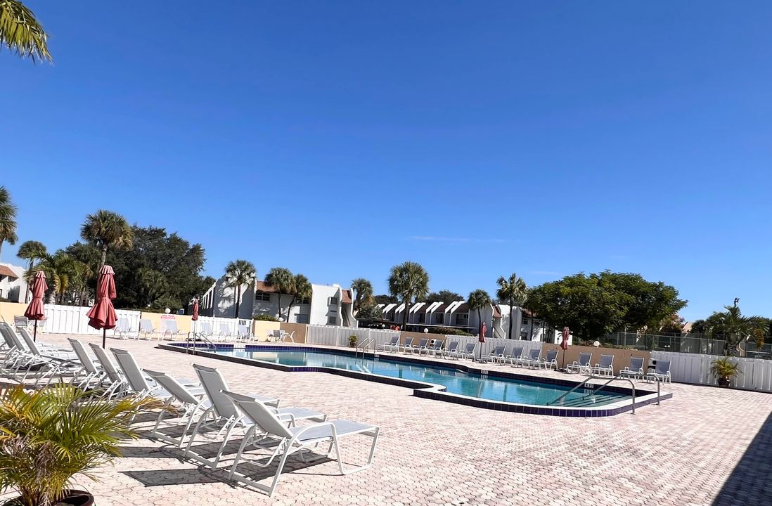 出租: $2,300 (2 贝兹, 2 浴室, 1141 平方英尺)