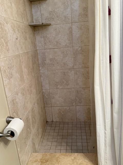 For Sale: $74,900 (1 beds, 1 baths, 612 Square Feet)