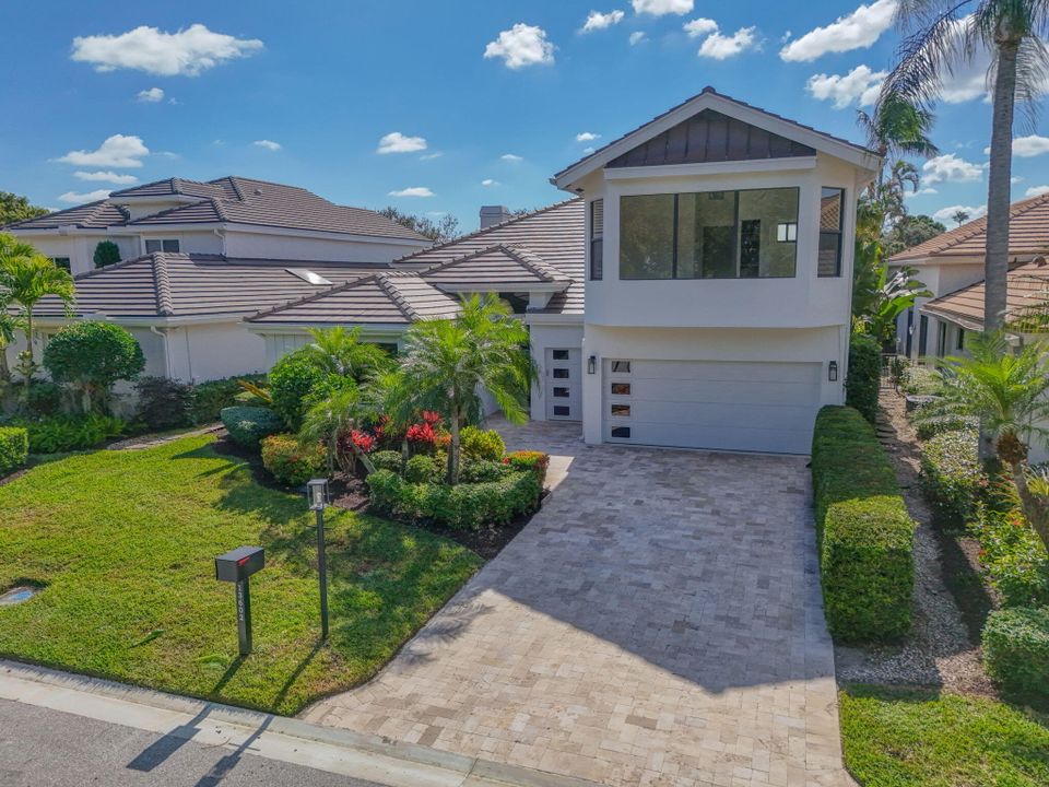 En Venta: $2,749,000 (3 camas, 4 baños, 2996 Pies cuadrados)