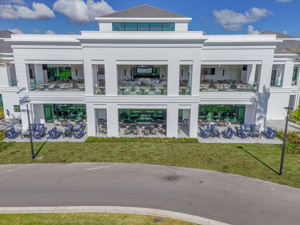 En Venta: $2,749,000 (3 camas, 4 baños, 2996 Pies cuadrados)