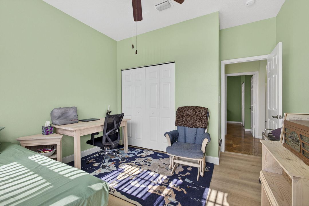 For Sale: $549,000 (3 beds, 2 baths, 1850 Square Feet)