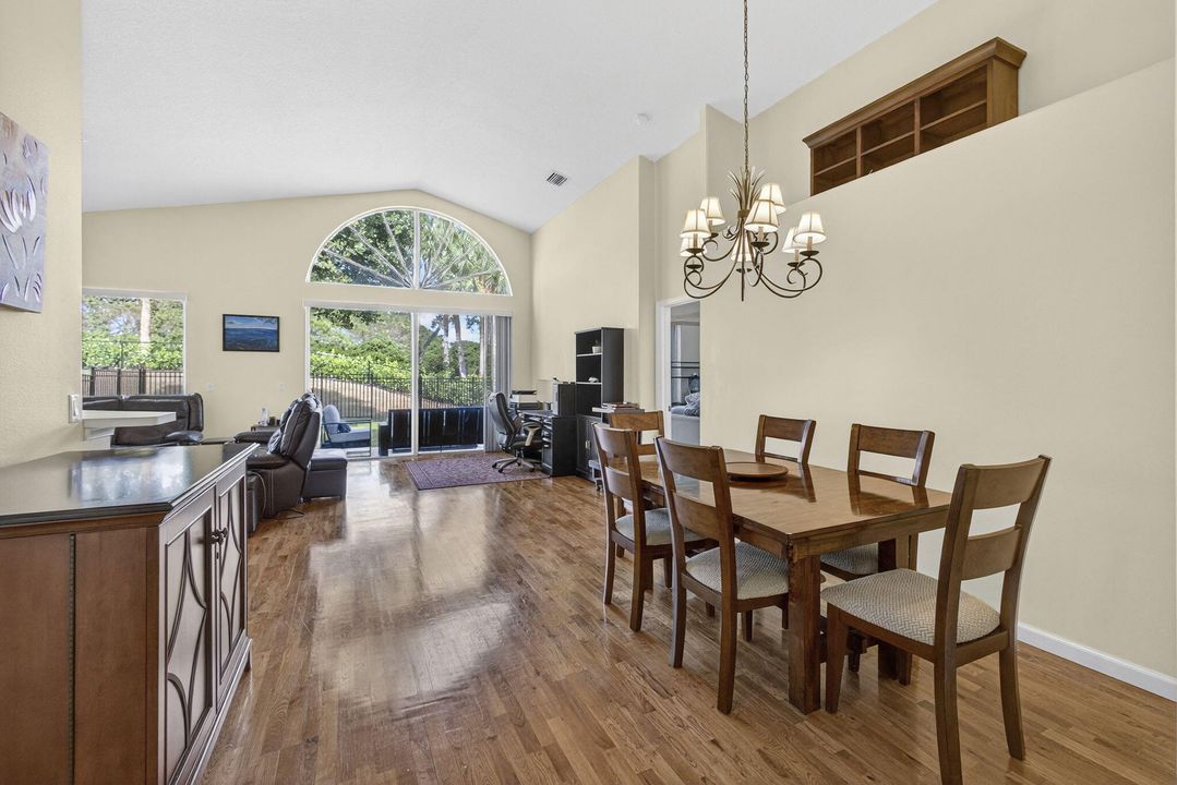 For Sale: $549,000 (3 beds, 2 baths, 1850 Square Feet)