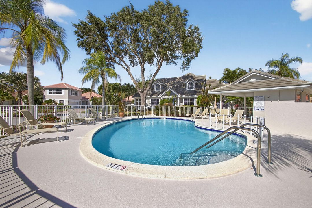 For Sale: $595,000 (2 beds, 2 baths, 1347 Square Feet)